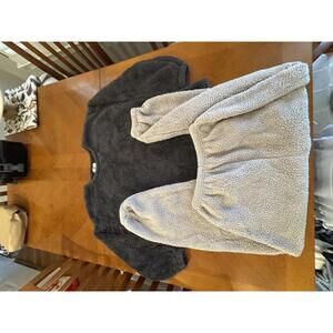 Cozy Women's Fleece Jacket and Pants Set XL
